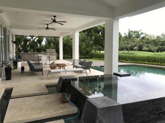 Santa Maria Golf, Santa Maria