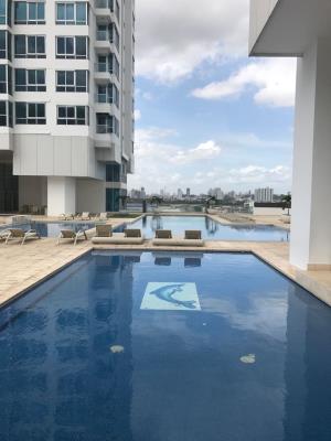 Top Towers, apartamento