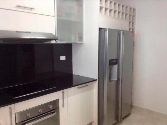 Riverside, Costa del Este