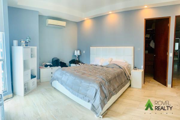 Blue Bahia, Punta Pacifica