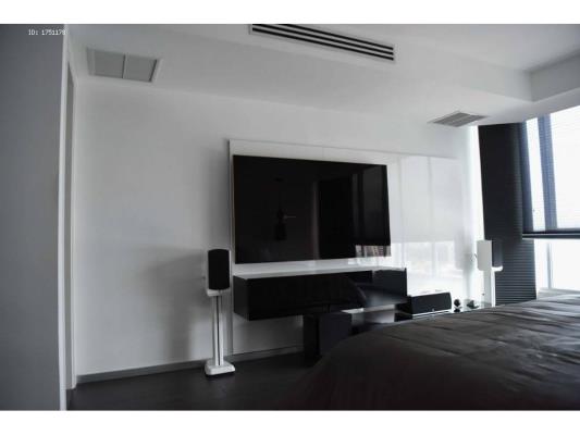 Bahia Esmeralda, Bella Vista