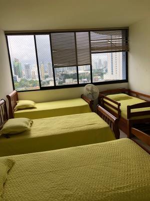 Los Delfines, apartamento