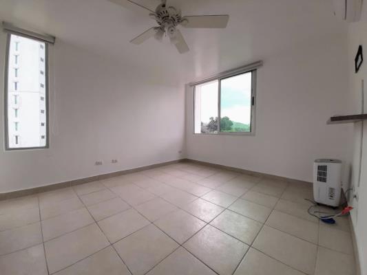 Clayton Park, Panamá