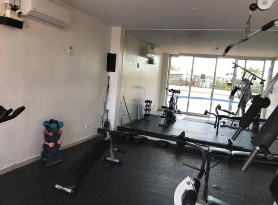 Alsacia Towers, Amelia Denis De Icaza