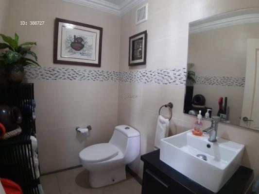 Marquis Tower, El Cangrejo