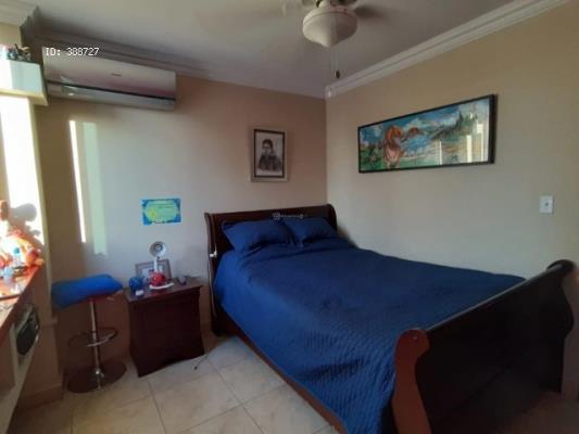 Marquis Tower, Área Metropolitana