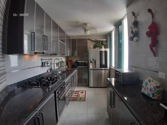 Marquis Tower, El Cangrejo