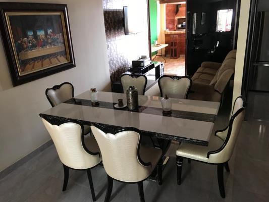 Brisas del Golf Panamá, casa