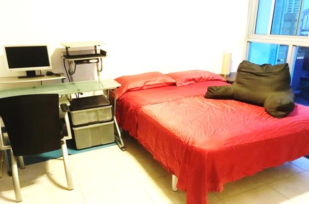 The Seawaves, Bella Vista