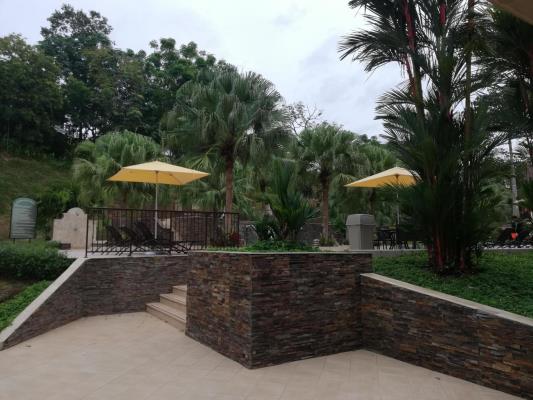 Embassy Club Courtyard, Panamá