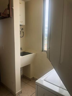 Victoria Hills, Panamá