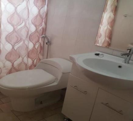 El Valle Village, San Carlos