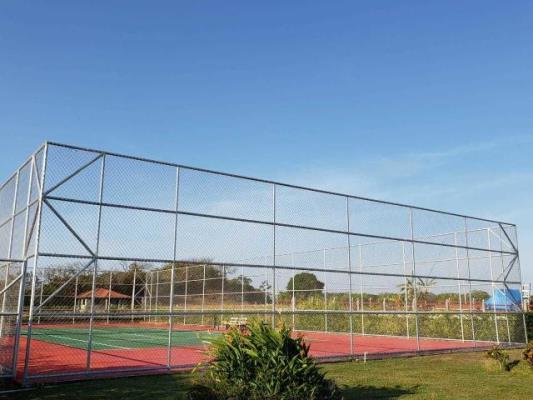 El Valle Village, El espino