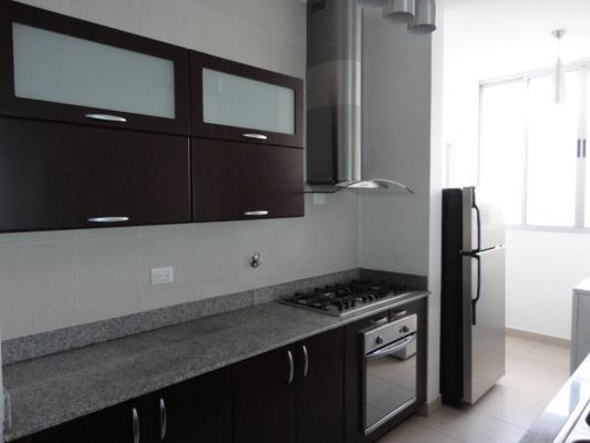 Met One, apartamento