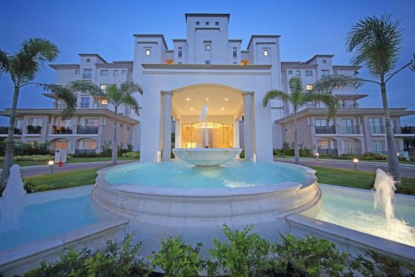 The Reserve, Juan Diaz