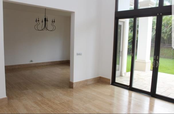 Fairway Estate , Casa en alquiler en Santa Maria | Fairway Estate  -  P2483915