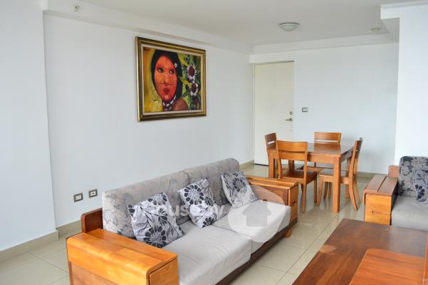 Rokas, Amelia Denis De Icaza