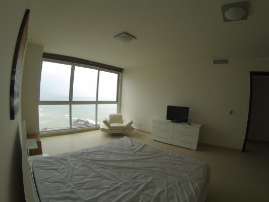 Oceanaire, Punta Pacifica