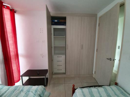 Sky Point Towers, Área Metropolitana