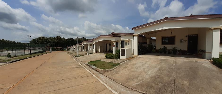 Hacienda Los Calderones, La Chorrera