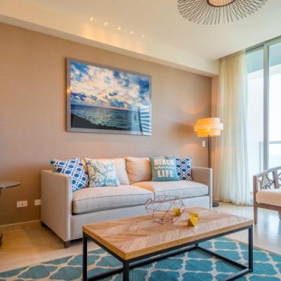 Royal Palms, Nueva Gorgona