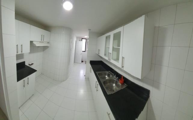 Condado Plaza, El Cangrejo