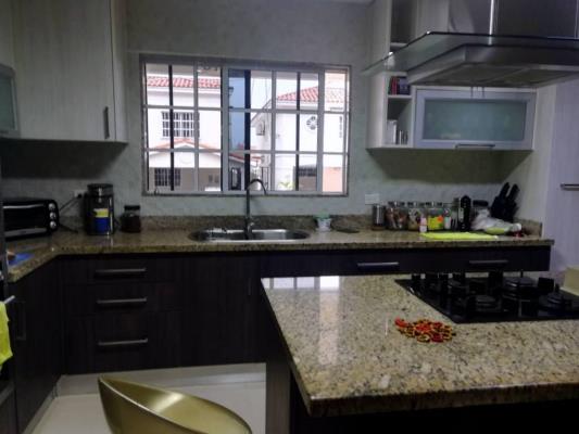 , Casa en alquiler en Amelia Denis De Icaza | P2569413