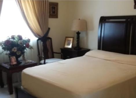 , Amelia Denis De Icaza