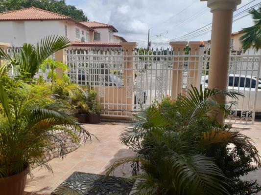 , Casa en alquiler en Rufina Alfaro | P2618553