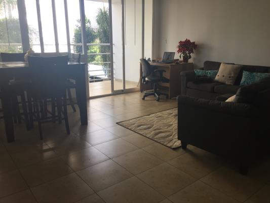 Cosmopolitan Towers, apartamento