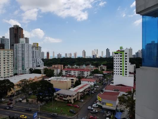 Crystal blue, Área Metropolitana