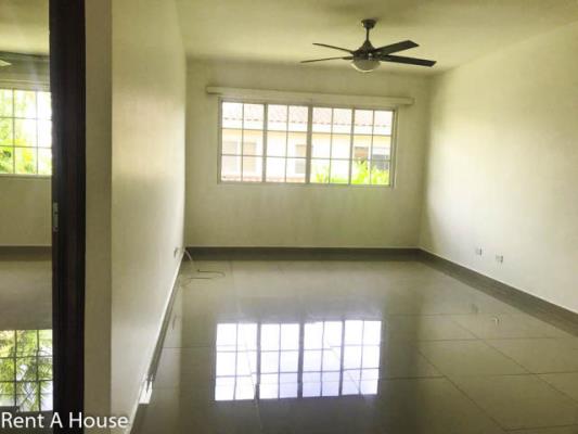 Costa Azul, Costa del Este