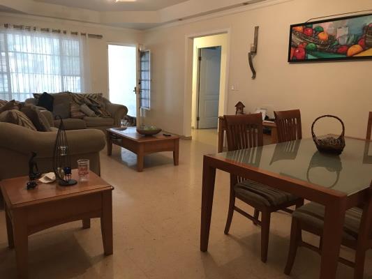 , Casa en alquiler en Parque Lefevre | P2696127