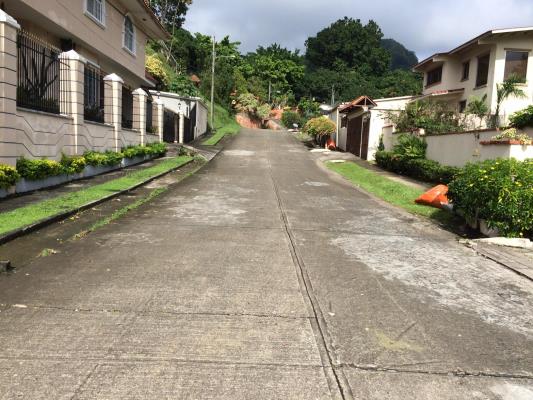 , Terreno en alquiler en Las Cumbres | P2705563