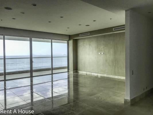 PH Marea, Panamá