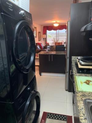 , Amelia Denis De Icaza