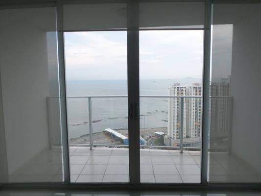 Serenity at the bay, Panamá