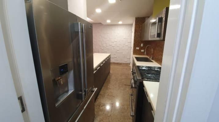 , Apartment for rent in Avenida Balboa | P2813181