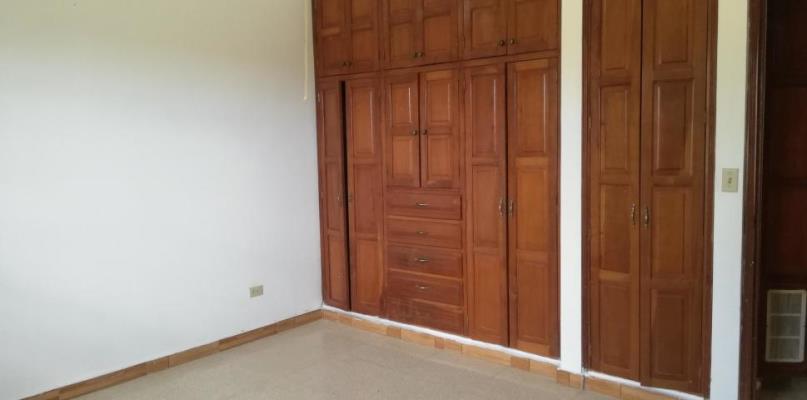 , Casa en alquiler en Rufina Alfaro | P2816170