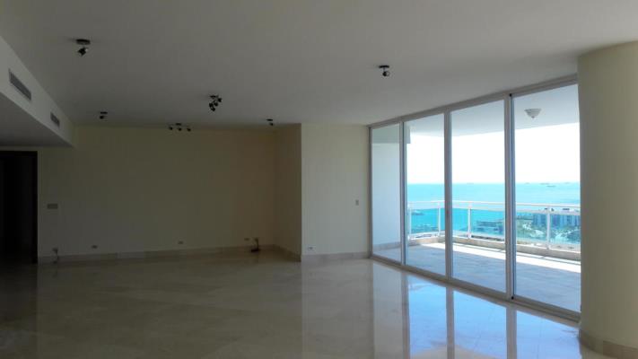 Bahia Pacifica, Área Metropolitana