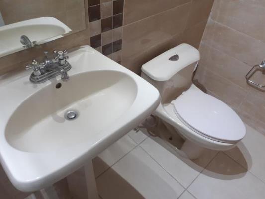 , Casa en alquiler en Rufina Alfaro | P2849805