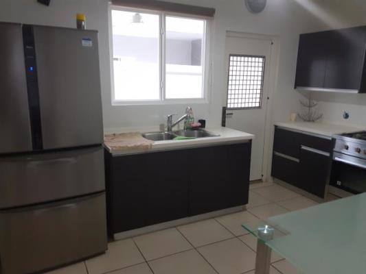 , Casa en alquiler en Rufina Alfaro | P2849805