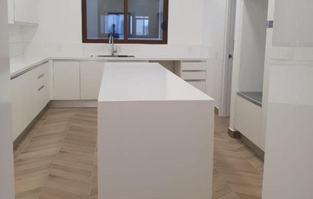 Ocean Reef Island, Área Metropolitana