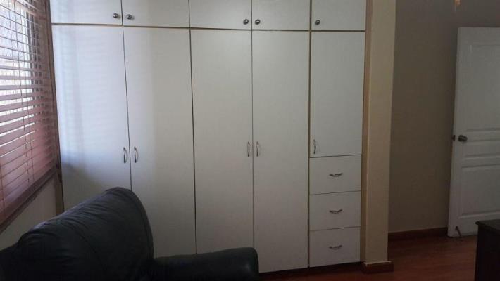 Pacific Star, Área Metropolitana