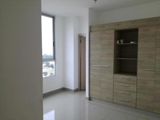 Rainbow Tower, Área Metropolitana