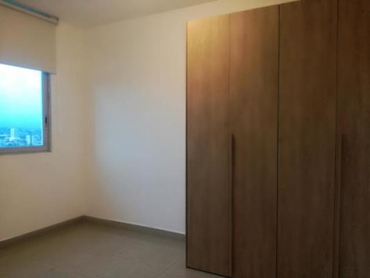 Latorraca, San Francisco