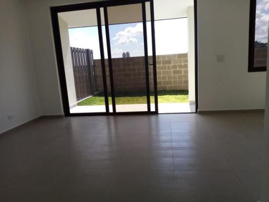 , Casa en alquiler en Rufina Alfaro | P2897041