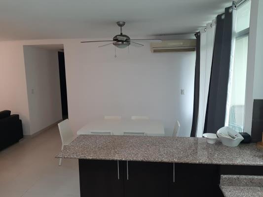 Green Bay, Costa del Este