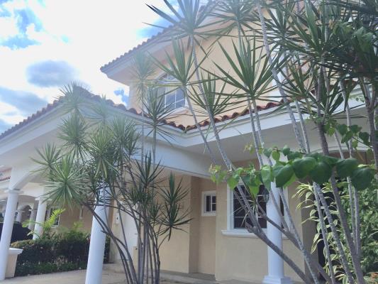 , Casa en alquiler en Costa del Este | P2959880