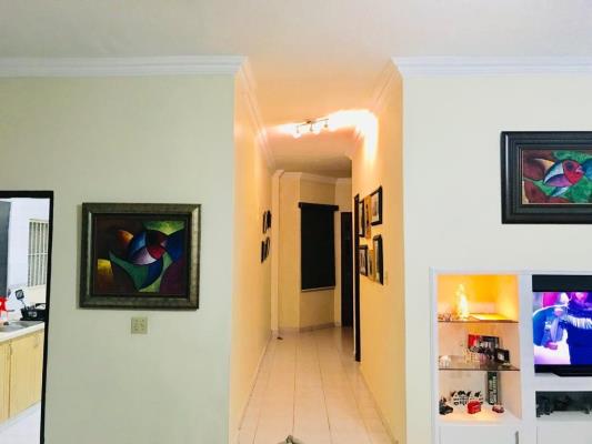 , Amelia Denis De Icaza